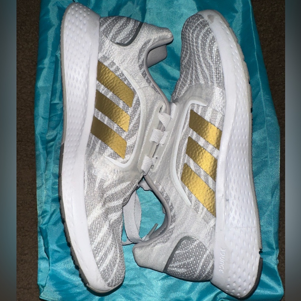 Adidas edge lux sneakers